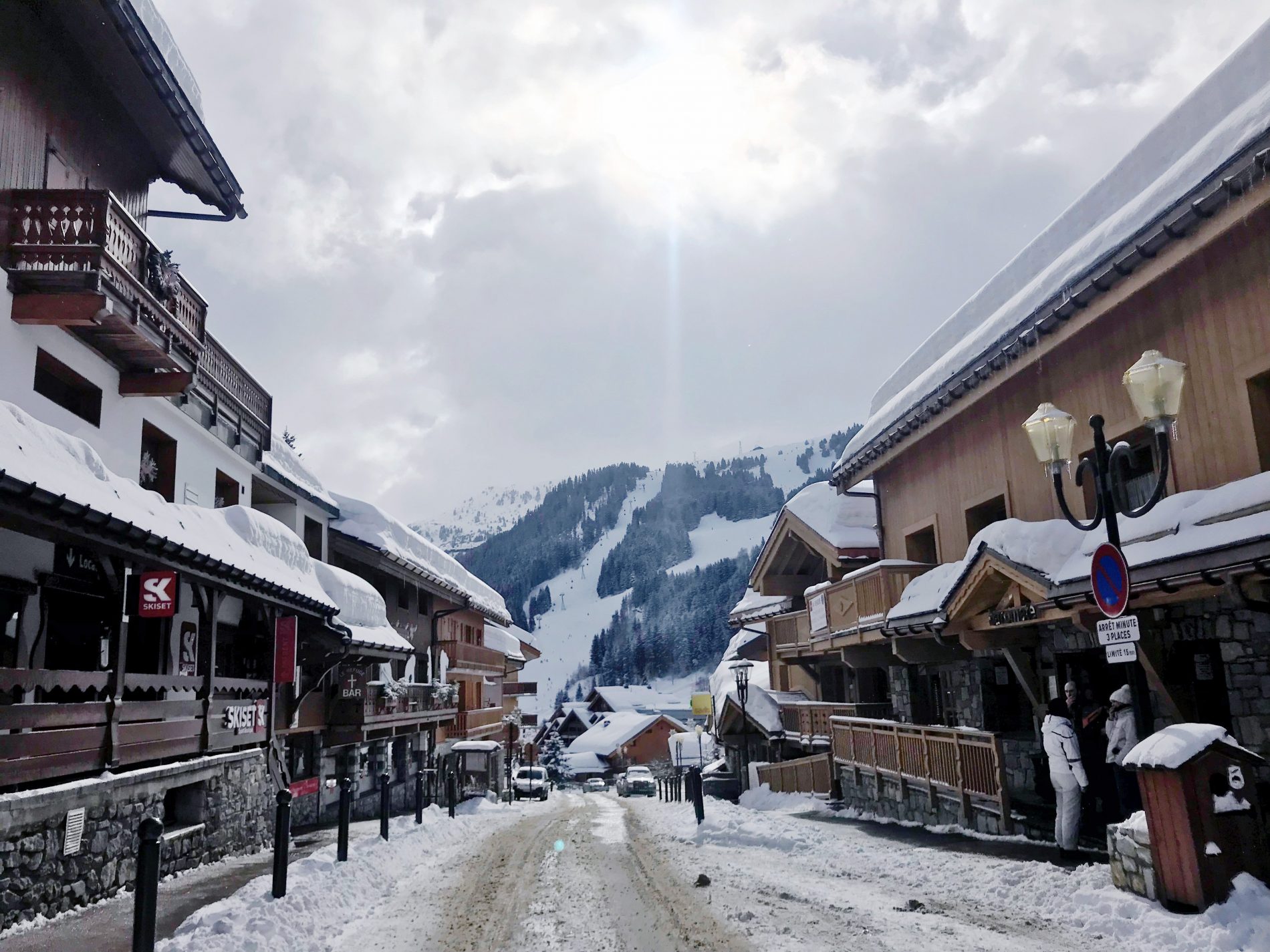 Les 3 Vallées: Having the Best Day in Méribel, France as a 20-Something